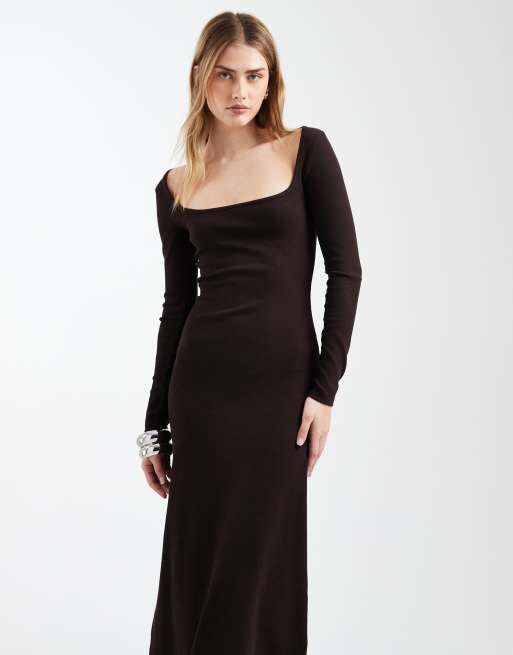 ASOS DESIGN – Czekoladowa prążkowana sukienka maxi z kwadratowym dekoltem, 3 z 4