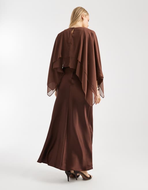 ASOS DESIGN – Czekoladowa szyfonowa sukienka maxi z pelerynką, 4 z 4