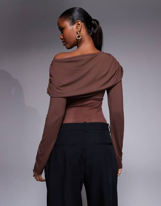 ASOS DESIGN – Czekoladowe body z gorsetowymi wstawkami i wywijaną górą, 2 z 4