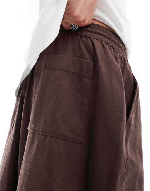 ASOS DESIGN – Czekoladowobrązowe luźne spodnie oversize z elastyczną talią , 4 z 5