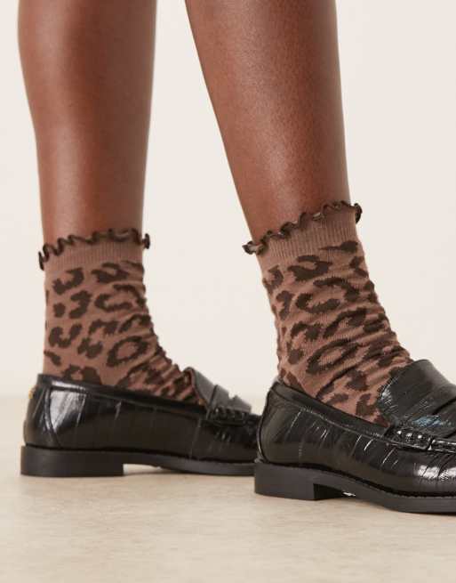 ASOS DESIGN – Czekoladowobrązowe skarpetki w panterkę, 2 z 3