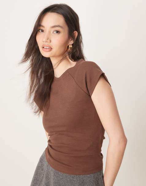 ASOS DESIGN – Czekoladowy krótki i obcisły T-shirt z raglanowymi rękawami - view 1