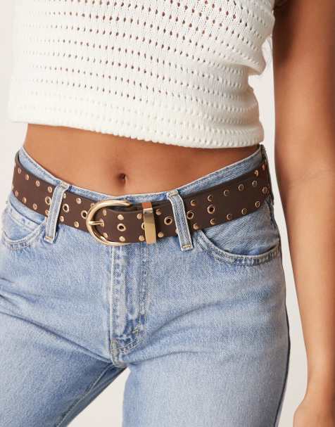 ASOS DESIGN – Czekoladowy pasek do jeansów na talię i biodra z imitacji zamszu z ćwiekami - view 1