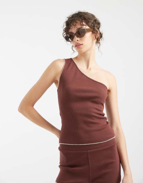 ASOS DESIGN – Czekoladowy prążkowany podkoszulek na jedno ramię z ozdobnym obszyciem - view 1