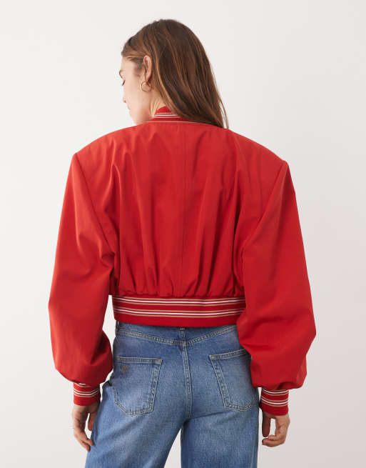ASOS DESIGN – Czerwona krótka kurtka bomberka z poduszkami na ramionach, 4 z 4