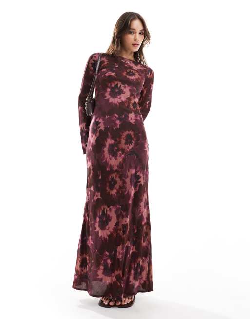 ASOS DESIGN – Czerwona sukienka maxi z wiskozy z prostym dekoltem i rozmytym kwiatowym wzorem