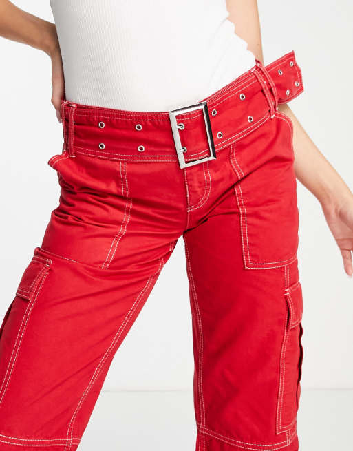 ASOS DESIGN – Czerwone dzwony z paskiem i kontrastowymi szwami, 2 z 4