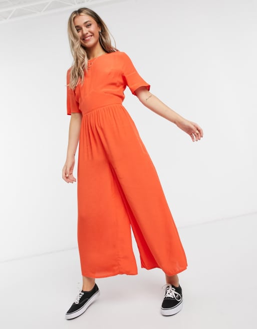 ASOS DESIGN – Czerwony kombinezon z guzikami