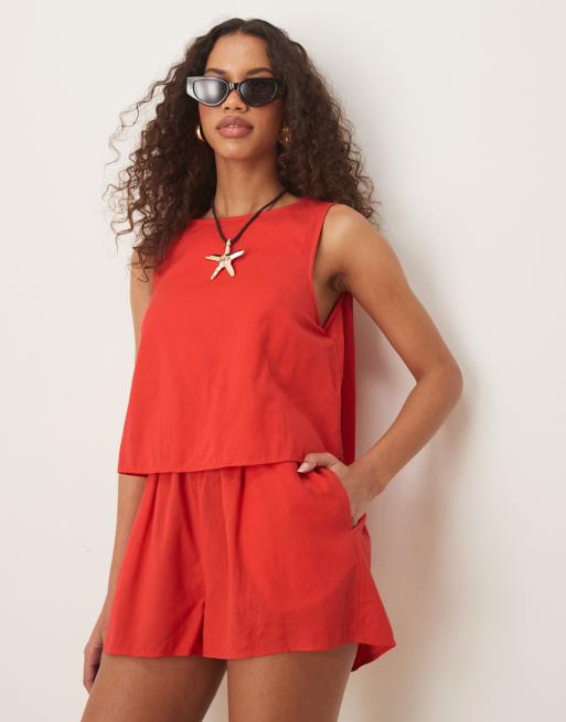 ASOS DESIGN – Czerwony krótki kombinezon dwuwarstwowy z odkrytymi plecami, 4 z 4