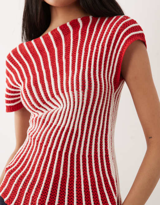 ASOS DESIGN – Czerwony plisowany top z szydełkowanej dzianiny w paski, 3 z 4