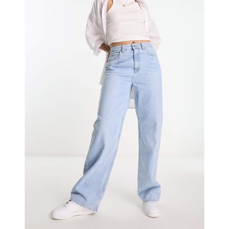 Pantalones dad marrones de efecto cuero de ASOS DESIGN