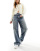 Thumbnail 1 van 5