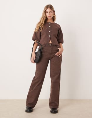 ASOS DESIGN - Dad-Jeans mit dunklem Leopardenmuster-Bunt