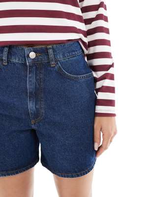 ASOS DESIGN DAD SHORT WITH CINCHED WAIST