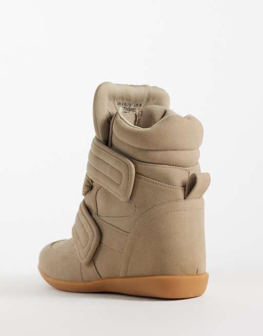 ASOS DESIGN Dahlia high top wedge trainers in beige, 4 of 5