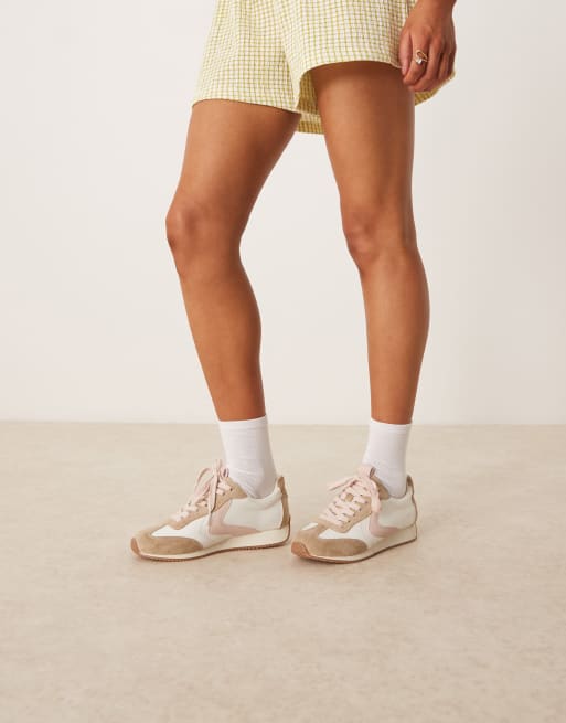 ASOS DESIGN – Daily – Laufschuhe zum Schnüren in Weiß, Grau und Rosa, 3 von 5