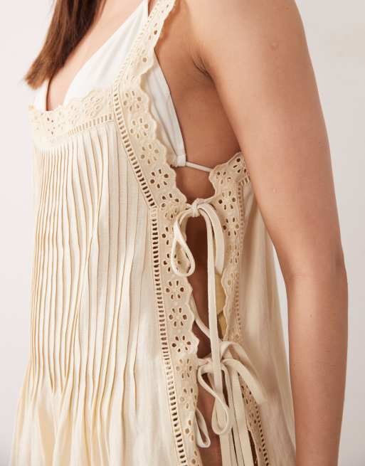 ASOS DESIGN - Daisy - Lysegul strand-sundress med plisseringer og blonder , 3 af 4