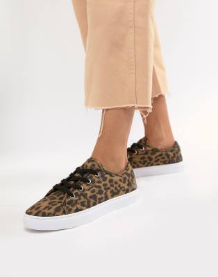 ASOS DESIGN Daisy Trainers in Leopard 