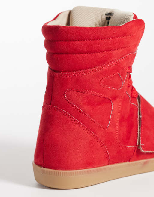 ASOS DESIGN – Damson – Sneaker aus Mikro-Wildleder in Rot mit verdecktem Keilabsatz, 2 von 5