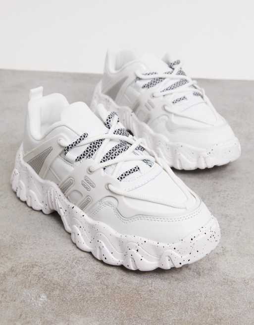 date sneakers