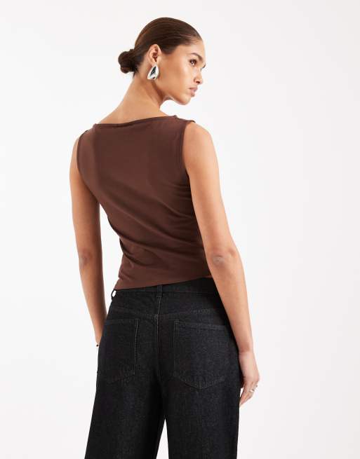 ASOS DESIGN - Débardeur en coton à encolure bateau et ourlet asymétrique - Chocolat, 3 de 4