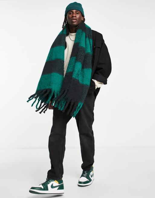 ASOS DESIGN – Deckenschal in Grün und Schwarz kariert