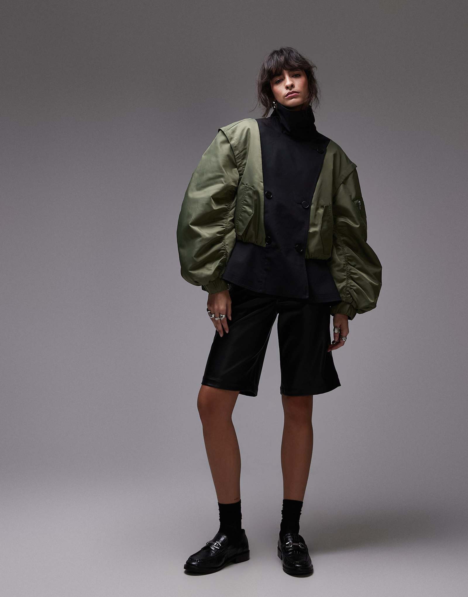 ДИЗАЙНЕРСКАЯ куртка-бомбер ASOS в деконструкции цвета хаки