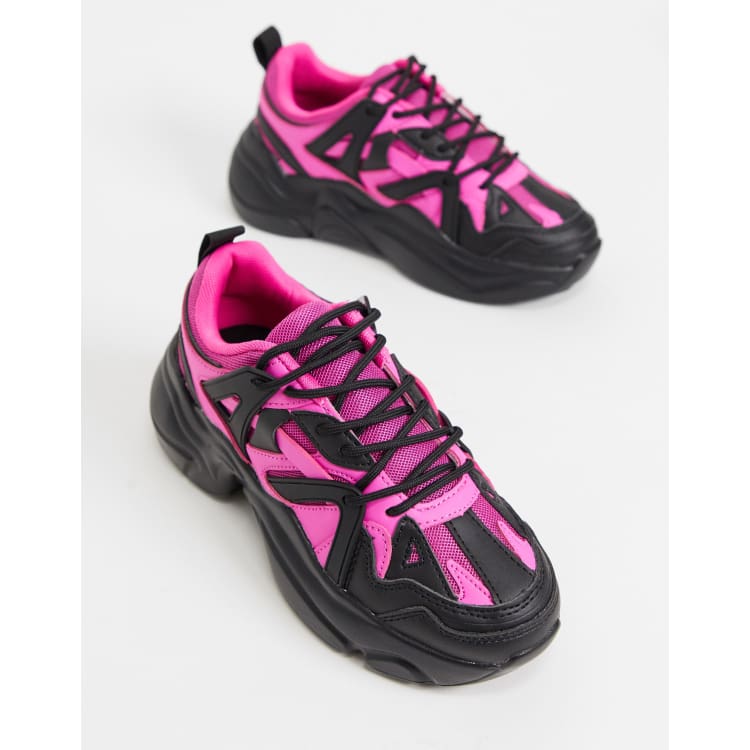 Pink and Black Athletic Shoes with Modern Design

OBO Amazon.com | New Balance Women main image 3