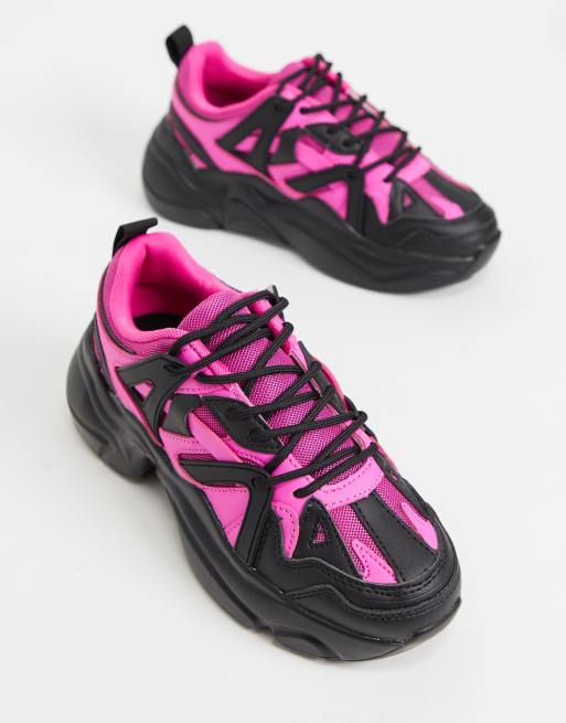 ASOS DESIGN – Deejay – Svarta och rosa sneakers med grova sulor