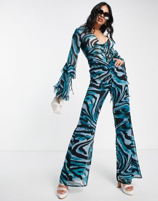ASOS DESIGN deep v neck ruffle sleeve jumpsuit with flare leg in animal print - ASOS Price Checker