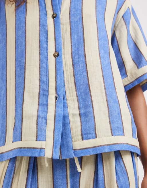 ASOS DESIGN Delilah beach cheesecloth resort short sleeve shirt in stripes, 3 of 4