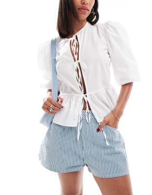 denim a-line shorts in blue stripe