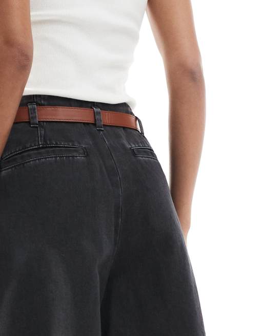 ASOS DESIGN - Denim bermuda shorts met riem in verwassen zwart, 3 van 5