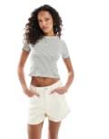 [ASOS DESIGN] ASOS DESIGN denim comfort mom shorts in white 16 WHITE