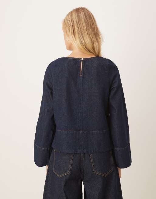 ASOS DESIGN denim deep hem flare sleeve top in rinse wash, 3 of 4