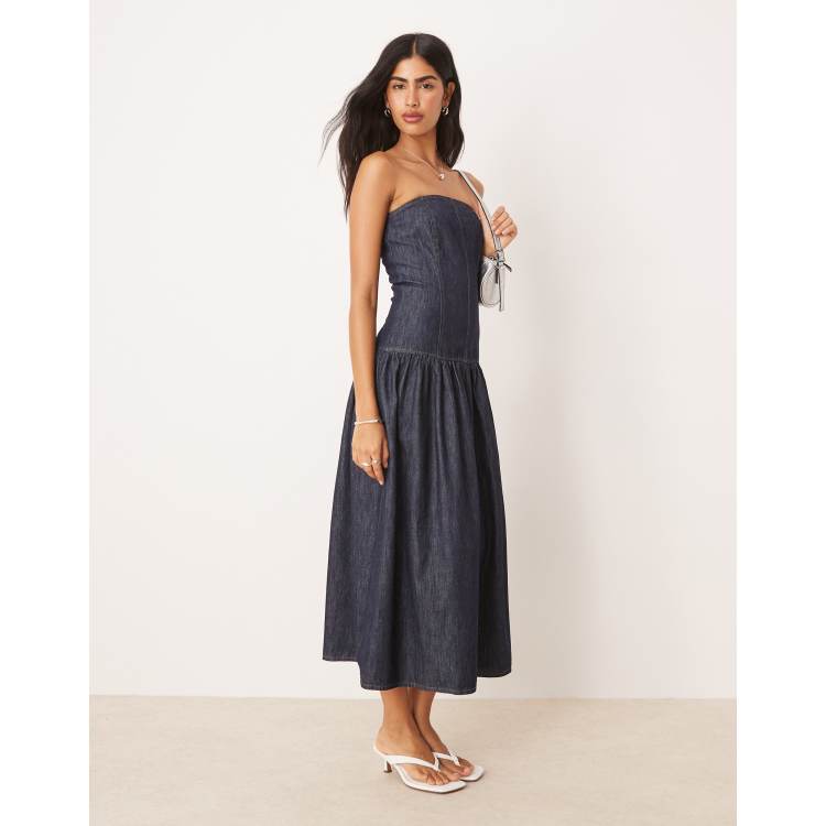 INDIGO DENIM BANDEAU MIDIドレス Indigo Denim Bandeau Midi Dress – self-portrait-US