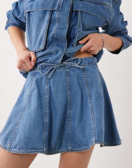 ASOS DESIGN denim flippy mini skirt co ord in mid blue, 4 of 5