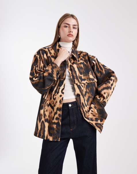 ASOS DESIGN – Denim-Hemdjacke mit Animal-Print, Kombiteil - view 1