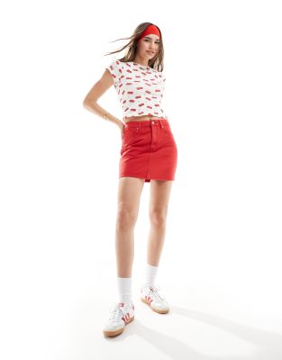 denim high rise mini skirt in red