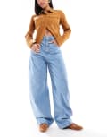 [ASOS DESIGN] ASOS DESIGN denim high waisted barrel jeans in light wash-Blue 14 Bleach