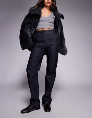 ASOS DESIGN - Denim-Jeans im Slim Fit in tintenblauer Waschung