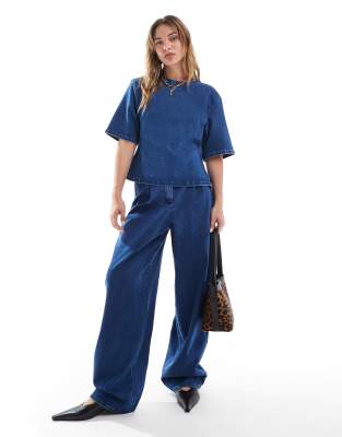 denim jersey barrel wide leg jeans in mid blue