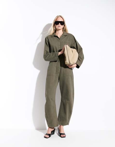 ASOS DESIGN Denim-Jumpsuit mit ausgestelltem Bein in Khaki - view 1