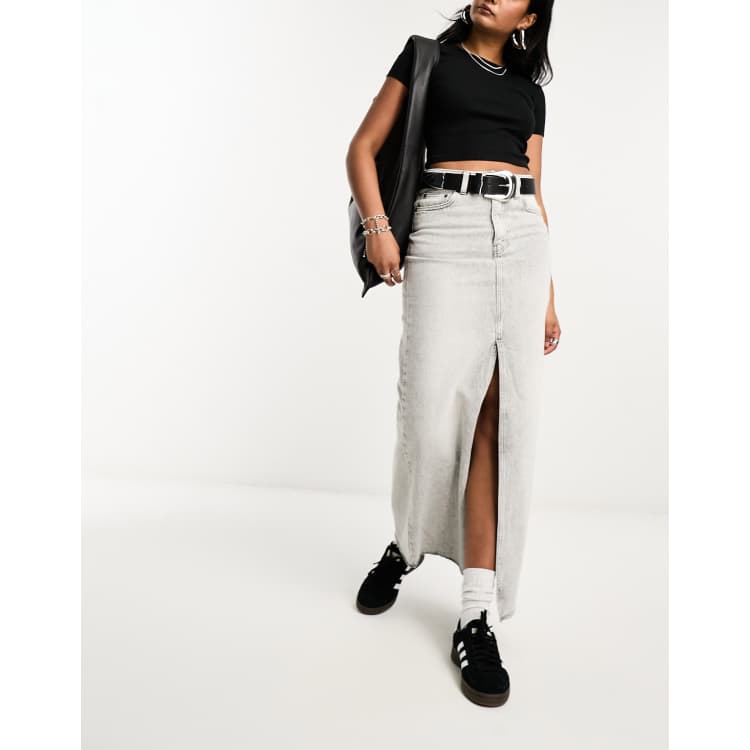 204785865-1-grey?$n_750w$&wid=