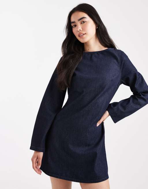 ASOS DESIGN - Denim mini-jurk met lange mouwen en A-lijn in spoeling, 2 van 4