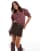 Thumbnail 1 van 5