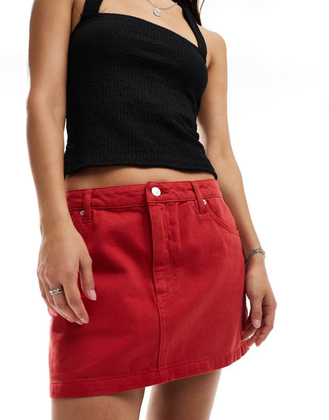 ASOS DESIGN - denim mini skirt in red