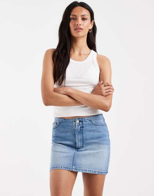 ASOS DESIGN - Denim minirok met lage taille zonder tailleband in vintage mid-wash, 2 van 5
