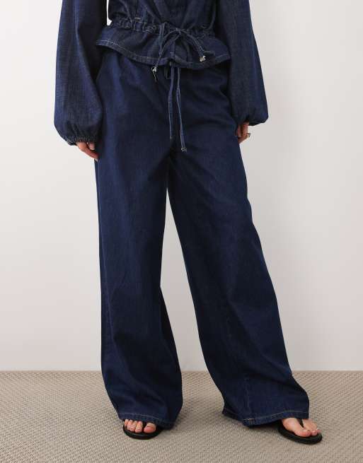 ASOS DESIGN denim paperbag waistband wide leg jeans in mid blue, 2 of 5