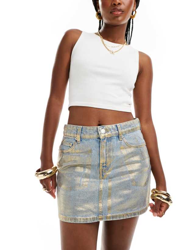 ASOS DESIGN - denim pelmet mini skirt in metallic gold